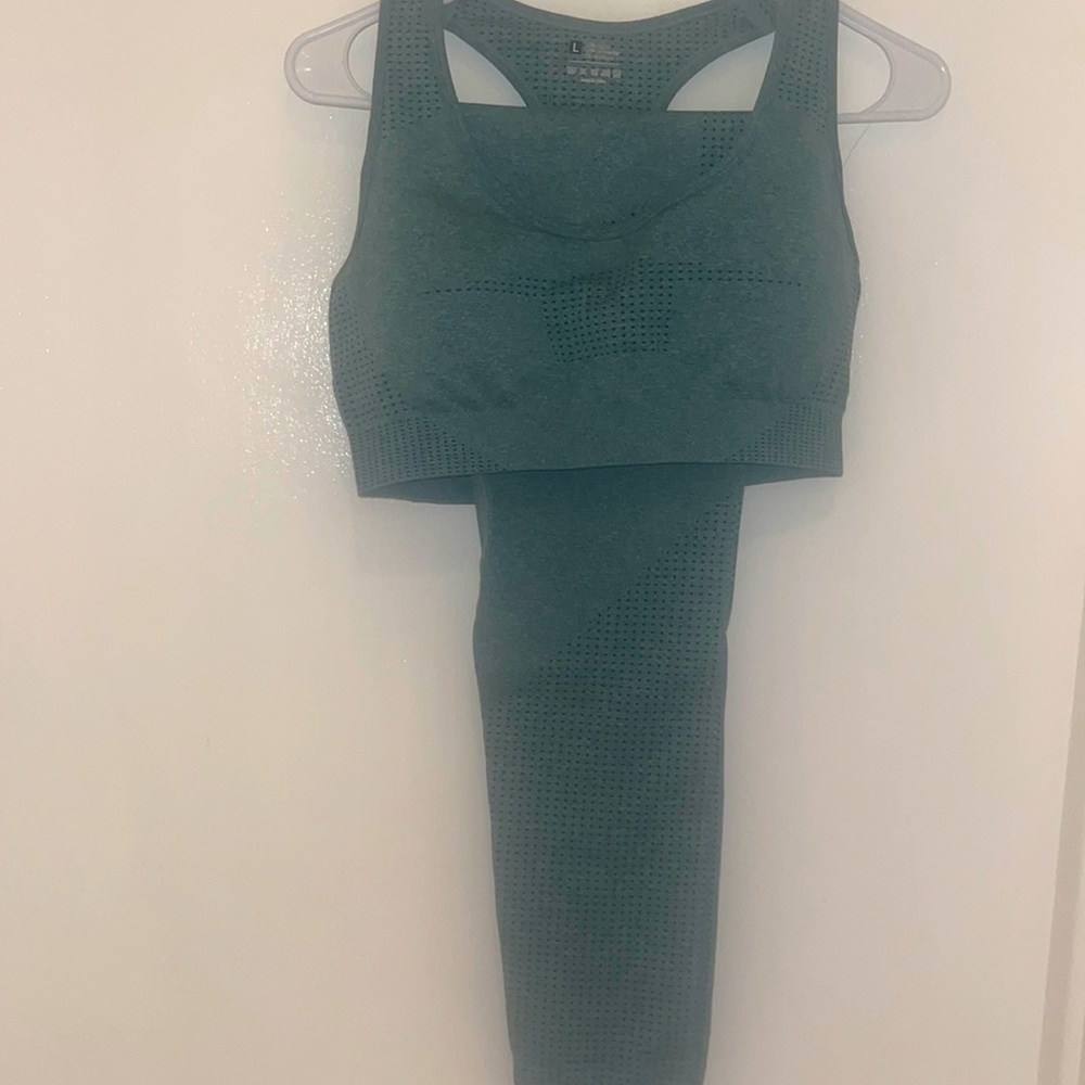 two pice work out set